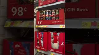 Wrapping Paper & Gift Bags At Walmart | Alesha Pendry #christmas #christmasdecor