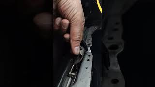 Toyota Yaris mk3 2011-2017, front seat slider not working (stuck) FIX!