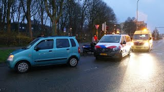 Scooter rijder raakt gewond na ongeval met auto aan de IJpenbroekweg in Nijmegen.