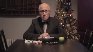 Spot Natale, il nonno del Sud non ha bisogno di fingersi morto