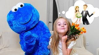 Pretend Play Wedding of Cookie man