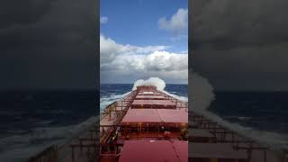 Ocean waves | sea current | rough weather | heavy weather | wind speed | ship | middle of the ocean