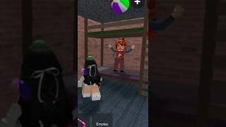 THERE'S A STRANGER😧 #roblox