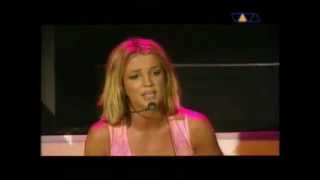 Britney Spears - Born to make you happy (Live @ Paris in May 2000)