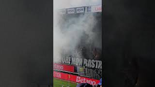 Holstein Kiel gegen Frankfurt, Pyrotechnik ist doch kein Verbrechen #shorts