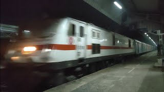 BRC WAP7 Leading Late Running AGC-KOAA Weekly SF Through Begampur at 120 Kmph..#shorts..