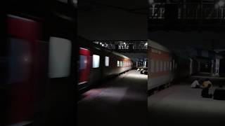 At Night Railway station 🚉🚉 Manjar Speed 🚅 🚅 i