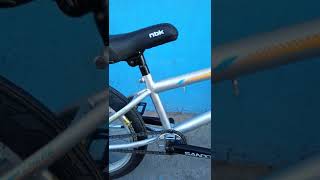 Bicicleta Chepe Rayos Azules Balero Sellado 9T Shengfu Plata Tronadora