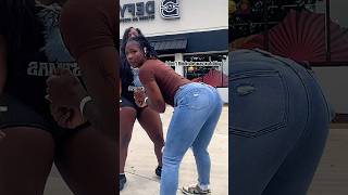 She was ready for her SOLO 🤪 #viralshorts #bloopers #funny #public #sisters #besties #yt #ytshorts