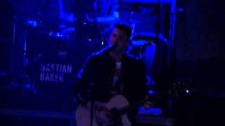 Kids Off The Streets - Bastian Baker au Trianon (Paris) - 23 novembre 2013