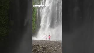 pasangan romantis #tikarestiani #waterfall #shorts