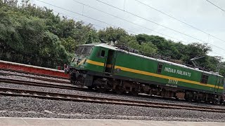 railway station 🚉 Local platforms South Indian railway station