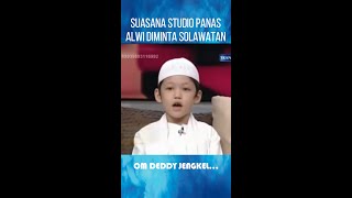 SUASANA STUDIO PANAS, ALWI DIMINTA SOLAWATAN