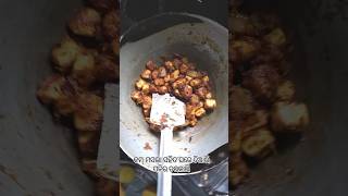 कम मसाले से घर में बनाएं येसे पनीर सब्जी 😘 l Make paneer at home with less spices #shorts #ytshorts