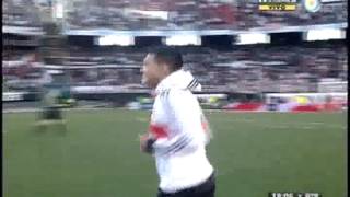 Salida Teofilo Gutierrez en su debut en River