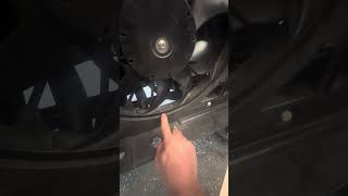 2009 Nissan GTR - CSF radiator fitment issue fix