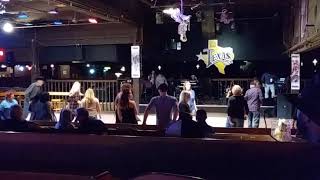 👢👖🎵Uptown Funk at Billy Bob's Fort Worth, Texas🎵👖👢