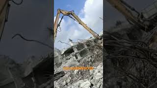 Building Demolition #demolition #excavator #shortvideo #housedemolition