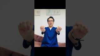 拇指及手腕伸展運動（針對媽媽手）Thumb and Wrist Stretch for De Quervain's tenosynovitis#脊醫 #汪家智 #媽媽手#drjoewong