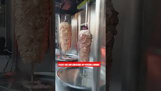 Paano ang pagsasalang ng shawarma sa apoy