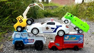 Mencari Mobil Mobilan,lightning Mcqueen,Pesawat Terbang,Mobil Polisi,Truk Molen,Mobil Balap