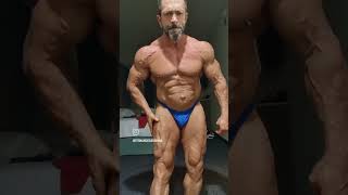 Aos 54 anos seguindo a diante #bodybuilding #musculação