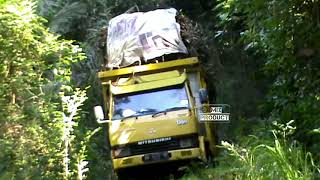 ✔[SKILL SOPIR]CRAZY! Sugarcane truck driver is still desperate to cross extreme roads with full load