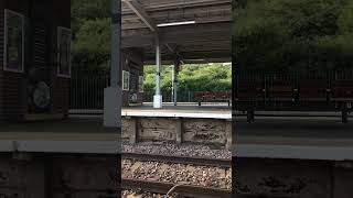 *quick speed* class 357 passes leigh on sea station