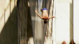 RED BULL CLIFF DIVING  SERIES 2009 POLIGNANO - ITALY  (LA STORIA)