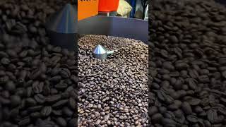 Does anyone else find this relaxing? 🫘 #coffeebeans #coffeeasmr #asmr #shorts