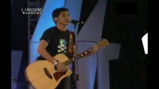 Ungu - Kekasih Gelapku (Live Performance Launching Album Ungu SCTV 2007)