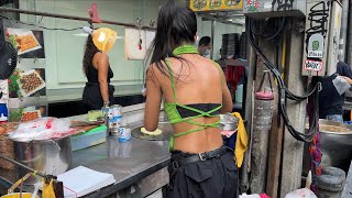 She Sells Banana Pancake To Support Her Family - Puy Roti Lady