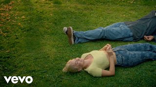 Astrid S - It's Ok If You Forget Me (Official Music Video)