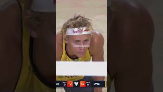 MASSIVE BOUNCE!!! Hole in the sand by amazing play SWEDEN! Beachvolleyball 🇸🇪