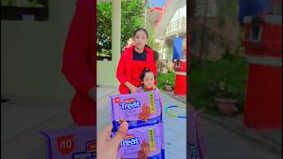 Aru And Naira ko khane ke liye Britannia🍫🤪Treat Cream Wafers#trending#viral#shorts