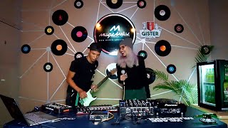 MONO Feat. Ashlyn Live Performance - Musicaholic x Gister