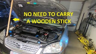 How to Repair an Altima Hood Prop