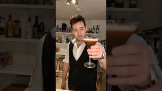 How to make Espresso Martini at home ☕🍸 #barskills #bartending #madewithlove