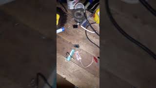 led 10w acendendo com 3,7 v DC