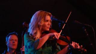 Baby, Now That I Found You Alison Krauss Live Williamsburg Virginia June 22 2018