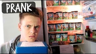 HIDDEN KEY ICE CREAM PRANK ON EX ROOMMATE - ThatcherJoe (RUS SUB)