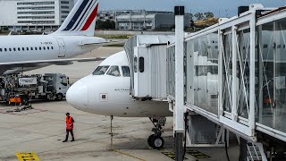 On the BABYBUS to Paris! | Air France | Airbus A318 | Economy Class