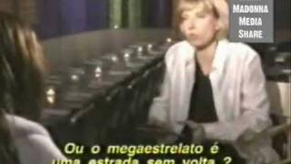 Madonna dando coices em Marilia Gabriela.flv