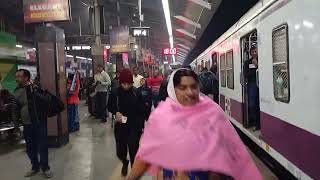 37270 Bandal howrah local train Kolkata local train crowd in bandal junction  #localtrain #kolkata