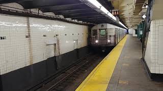 MTA Subways - Budd Company R32 #3896 passing through 175th Street