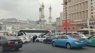 شاهد أجواء سحاب وغيوم في سماء مكة المكرمة والمسجد الحرام مساء اليوم السبت وجولة في شوارع مكة