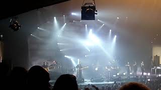 Billy Watson TV  - Brit Floyd - Run Like Hell