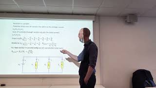 Adding resistances in series and parallel