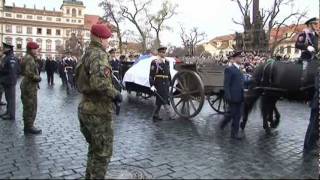 Smuteční průvod s ostatky prezidenta Václava Havla