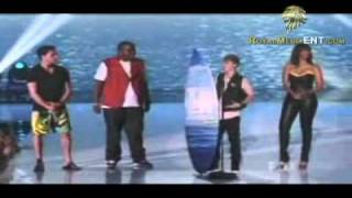 Justin Bieber Winner Male Artist Teen Choice Awards 2011 Selena Gomez